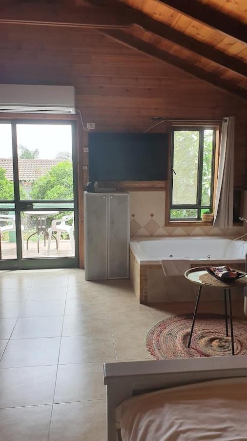 Sharvit Hakesem Villa Livnim Екстериор снимка