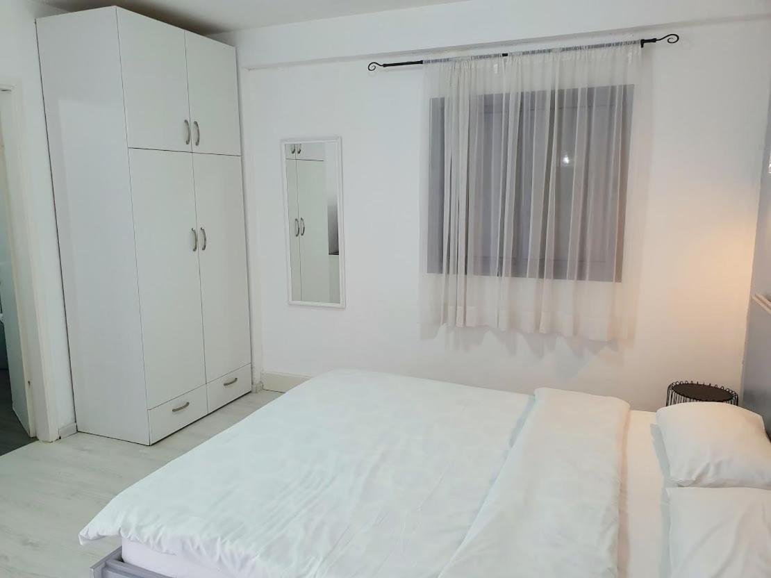 Sharvit Hakesem Villa Livnim Екстериор снимка