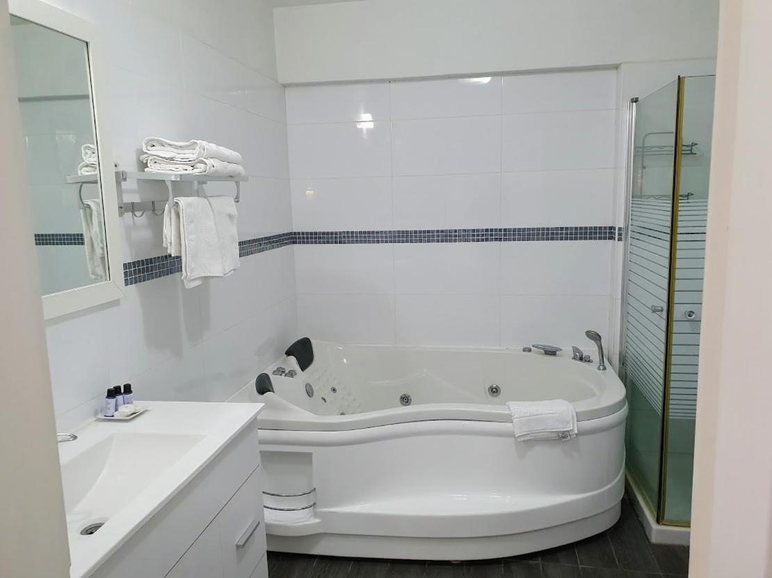 Sharvit Hakesem Villa Livnim Екстериор снимка