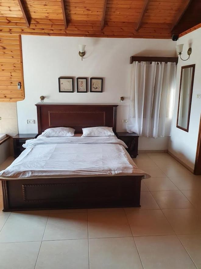 Sharvit Hakesem Villa Livnim Екстериор снимка